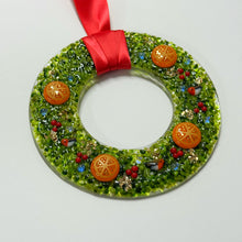 Load image into Gallery viewer, Medium Christmas Wreath