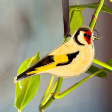 Load image into Gallery viewer, Goldfinch Decoration
