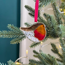 Load image into Gallery viewer, Robin Decoration